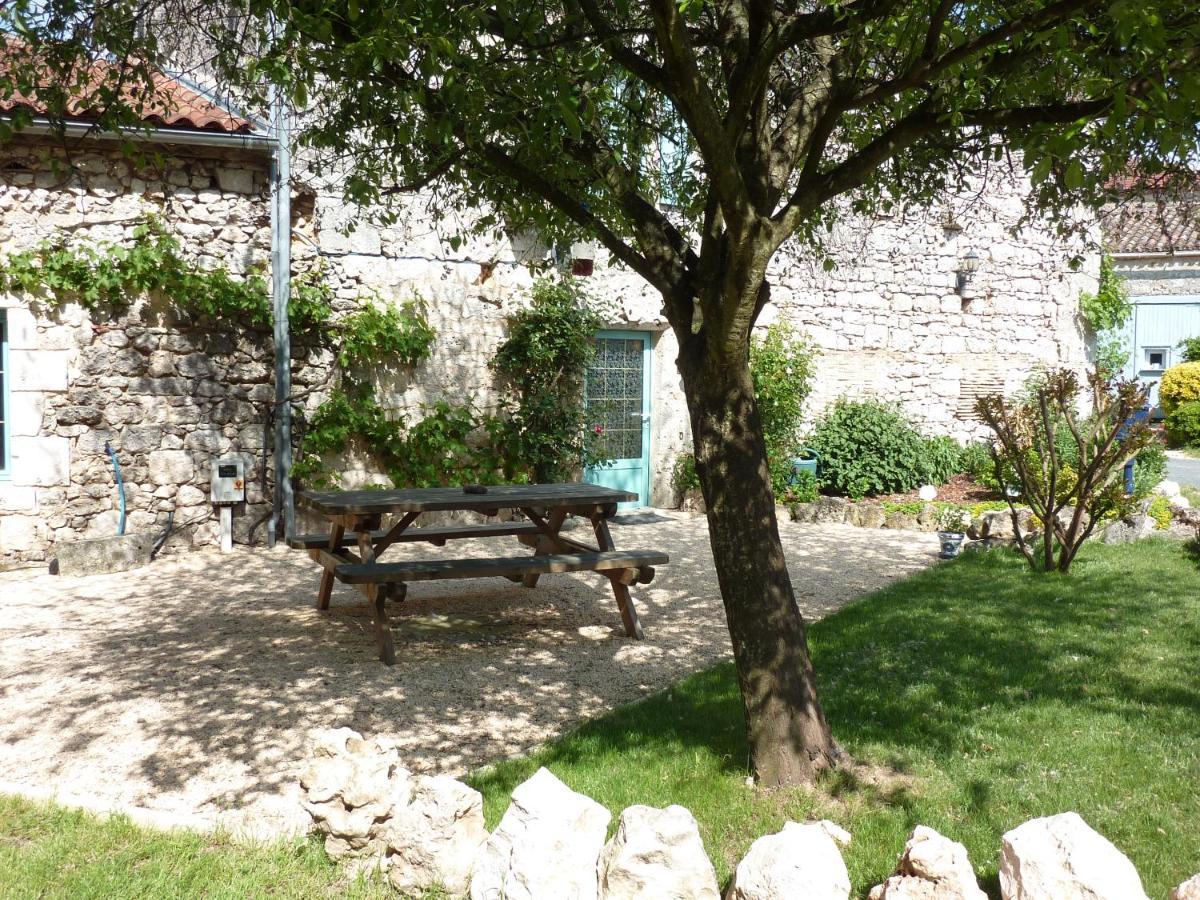 Saint-Leon-d'Issigeac Chez Beatrice Et Gerard Bed & Breakfast エクステリア 写真